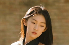周依然