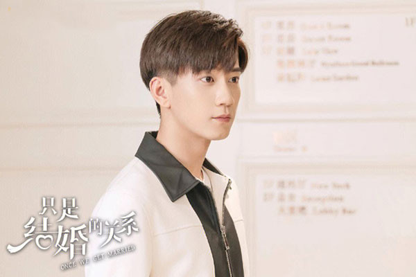 王子奇