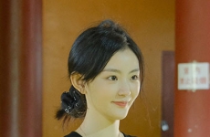 杨晗