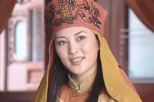 王菁华