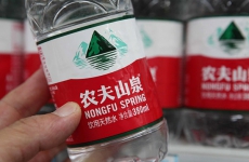 农夫山泉是矿泉水还是纯净水？