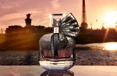 反转巴黎香水是什么牌子？