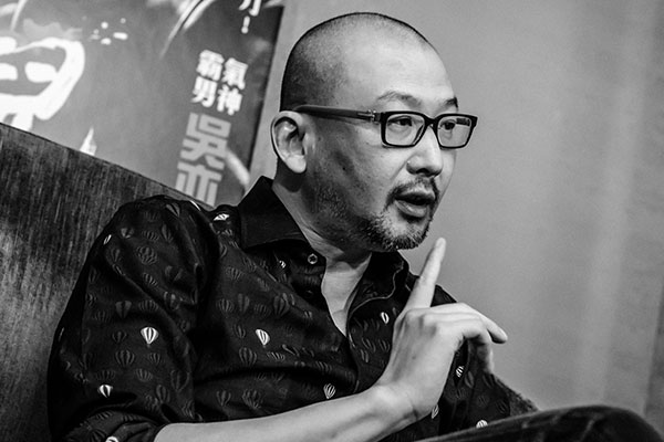 管虎个人资料简介及图片