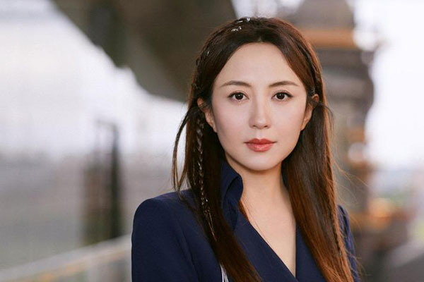 杨童舒个人资料简介及图片