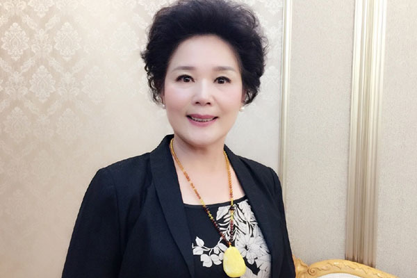 杨青个人资料简介及图片