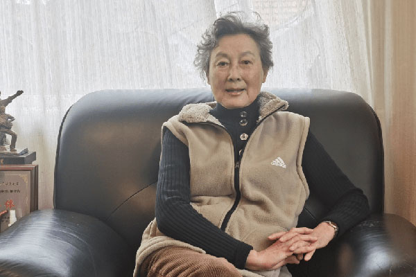 向梅个人资料简介及图片