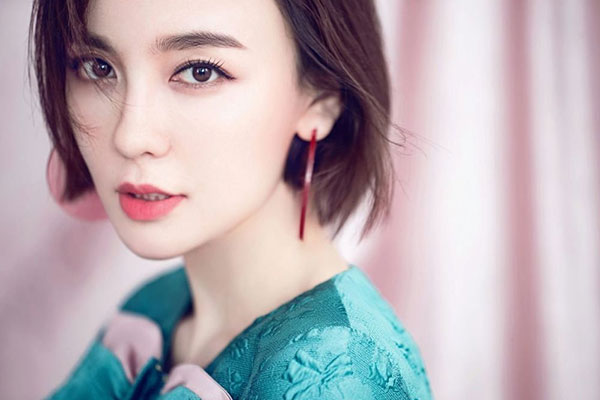 吕佳容个人资料简介及图片