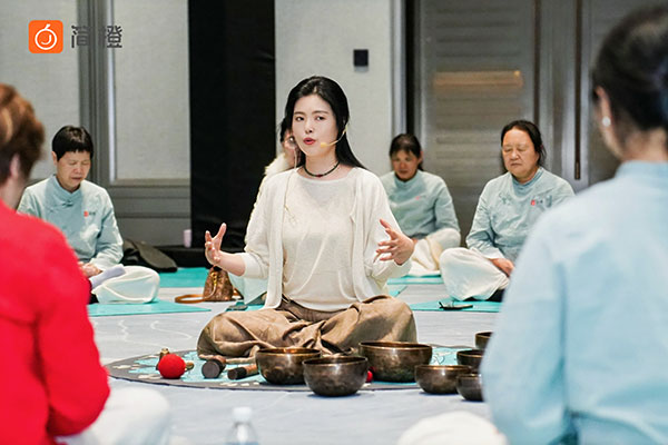 简橙精心打造乐龄女性专属东方文化健康实践平台