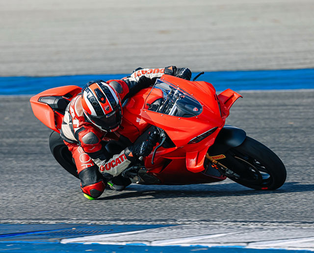 杜卡迪全新Panigale V4正式上市