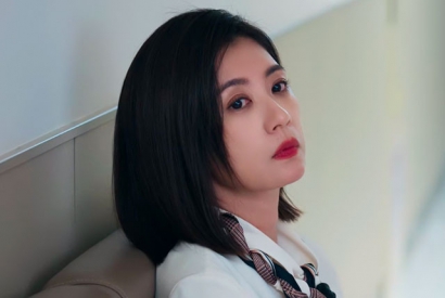 贾静雯