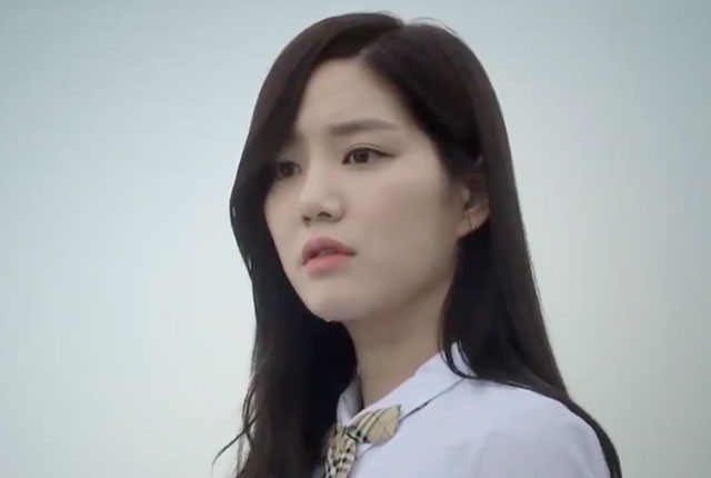 李侑菲