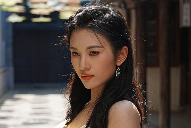 李沫颔