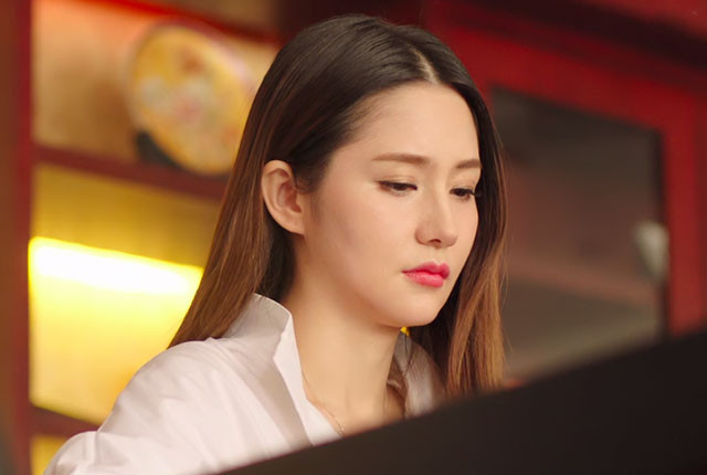 蓝心妍