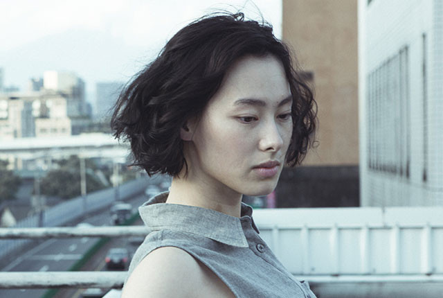 梁洛施