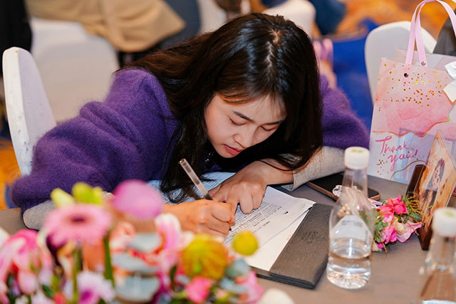 她们在植物医生重塑人生 她们在植物医生重塑人生