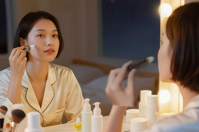 HFP冷玛吉眼油养出亮彩年轻眼